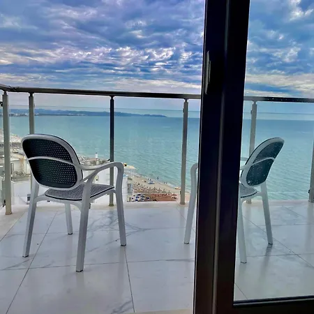 Luxurious Front Appartement *